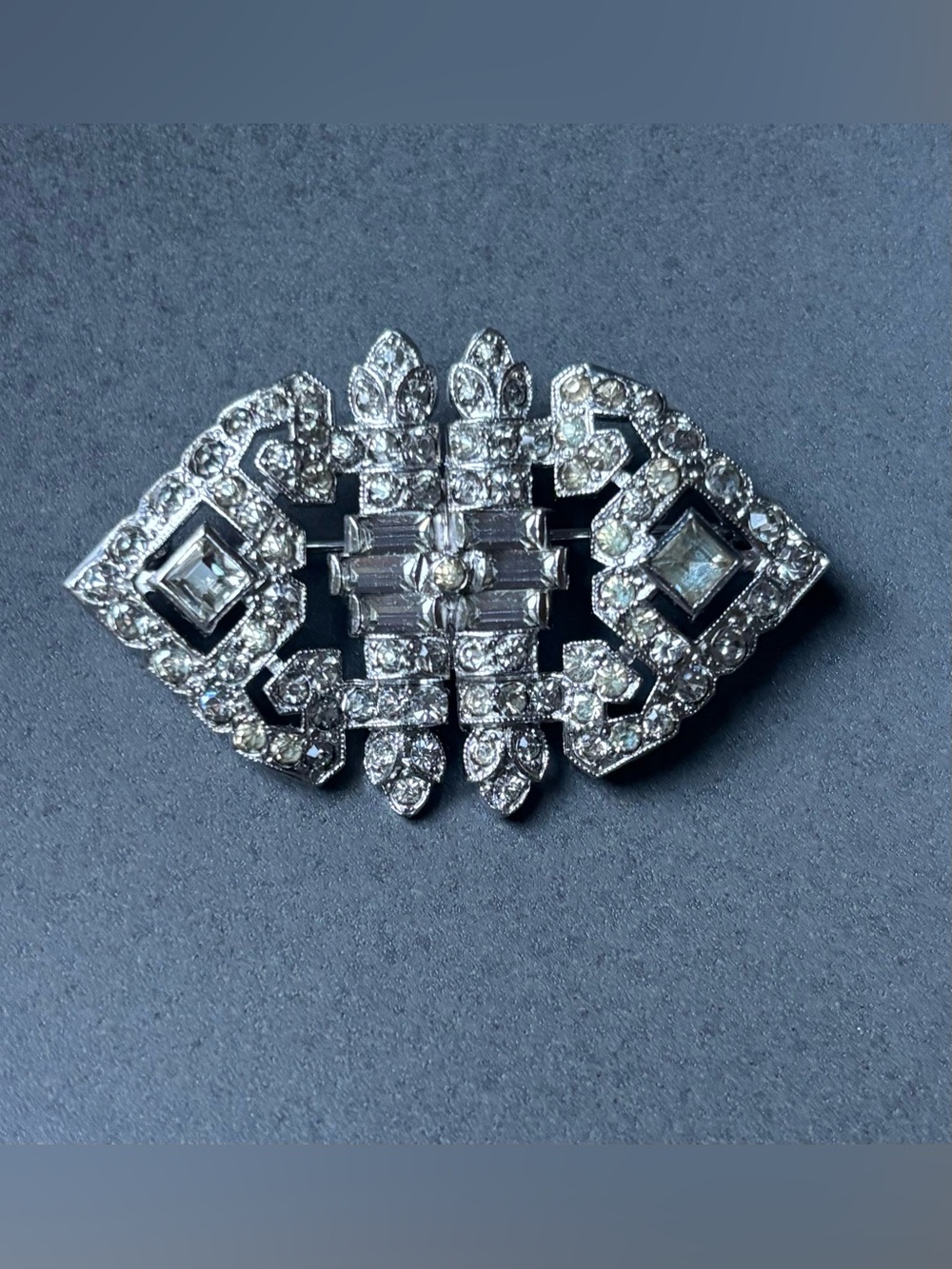 KTF antique silvered and rhinestones Art Deco Brooch